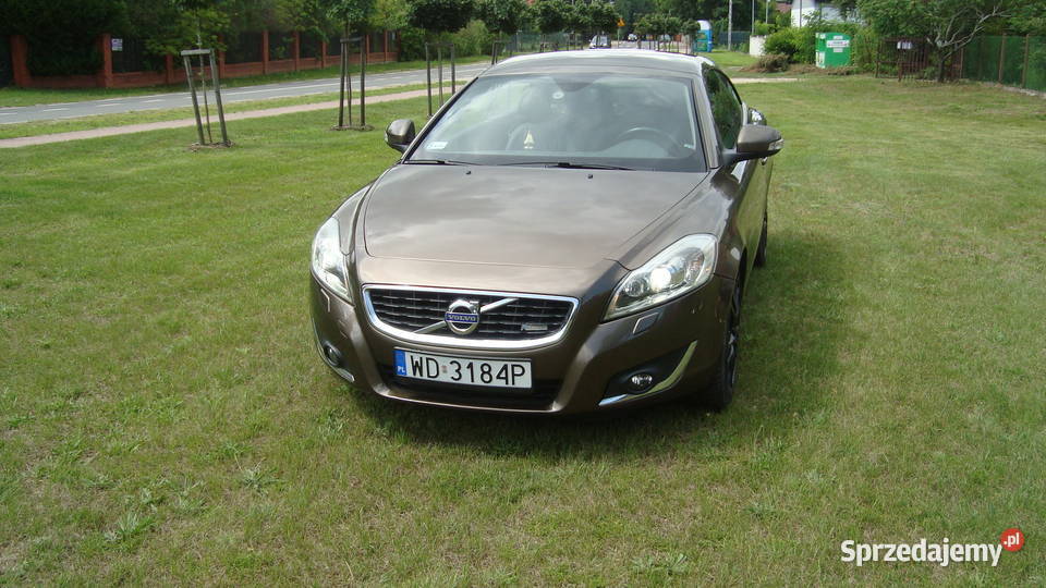Volvo C70 D4 Summum 2011r Kabriolet brązowy kupiony w Polsce Warszawa