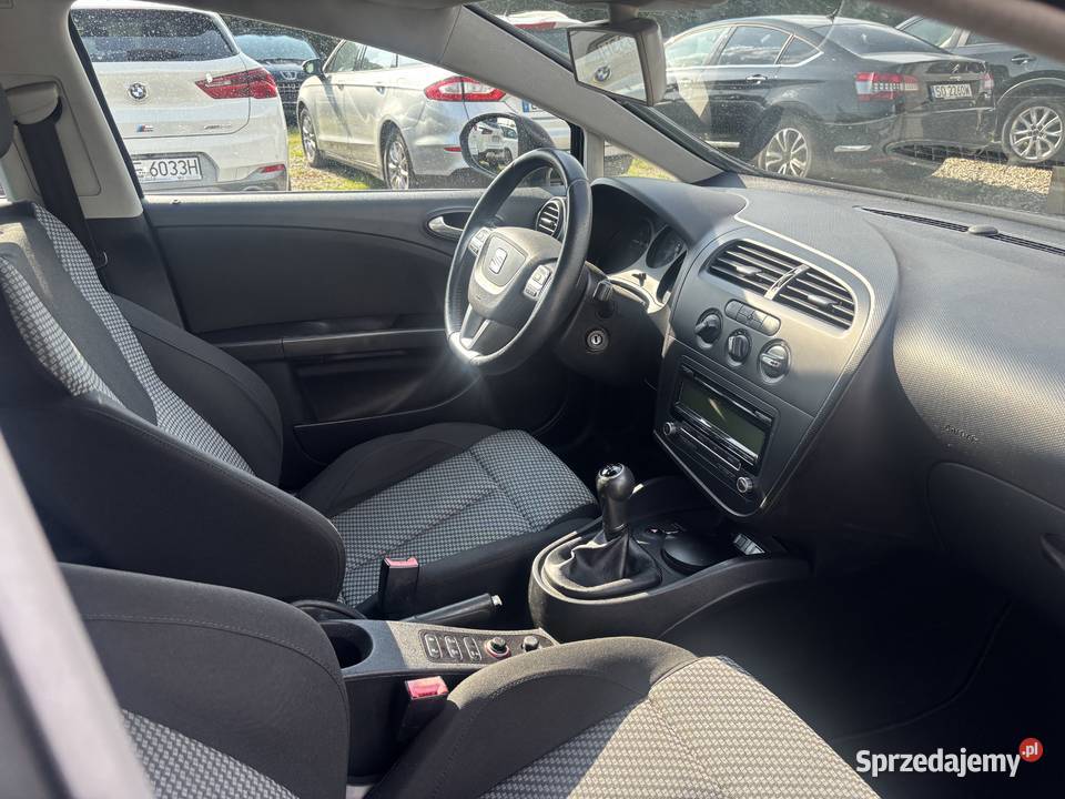 Seat Leon benzyna Paniówki