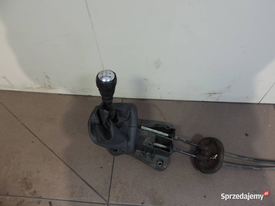 LEWAREK DŹWIGNIA BIEGÓW PEUGEOT 307 20 16V Rok produkcji 2003