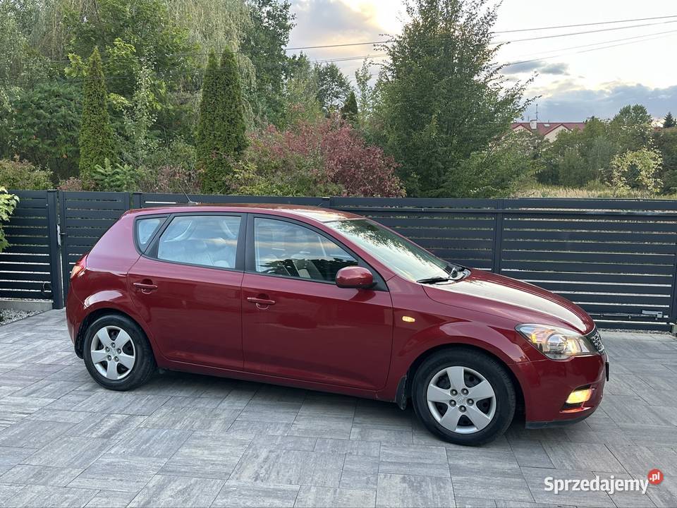 Pełen AutomatSalon Polska142 Piaseczno