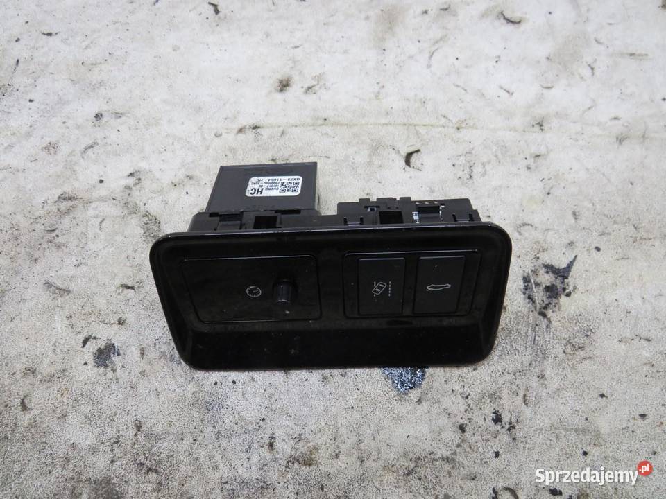 PANEL PRZYCISK KLAPY JAGUAR XE 20 D