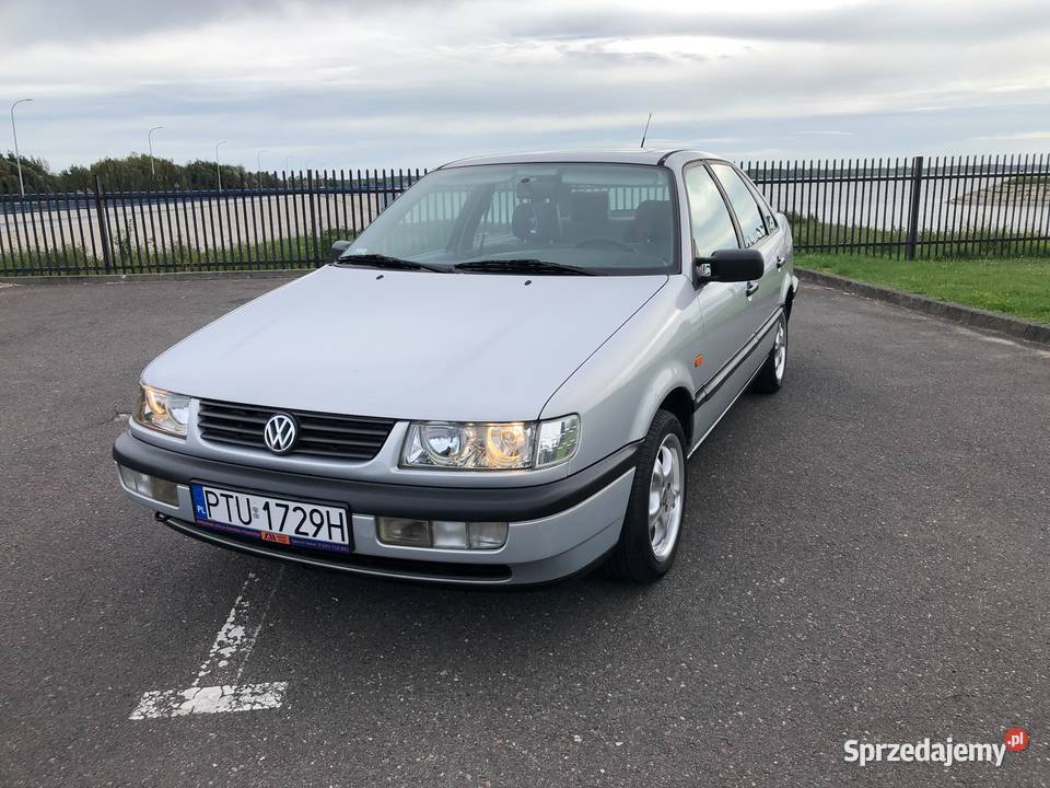 Volkswagen Passat B4 18 Benzyna sedan Dobra