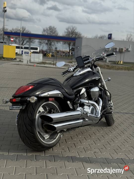 Suzuki Boulevard VZR1800 Intruder