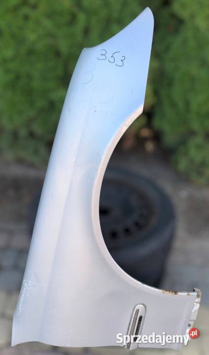 MERCEDES C KLASA W203 BŁOTNIK PRZÓD PRAWY MB C Skołoszów