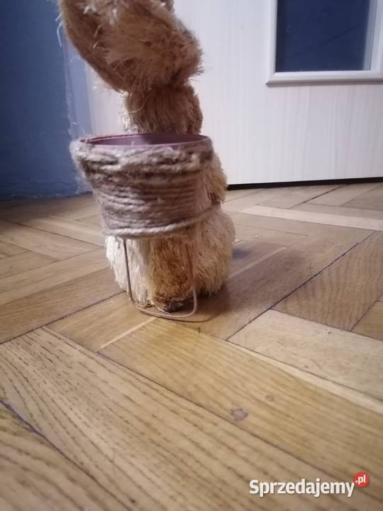 Zając z trawy z małą doniczką Gdańsk