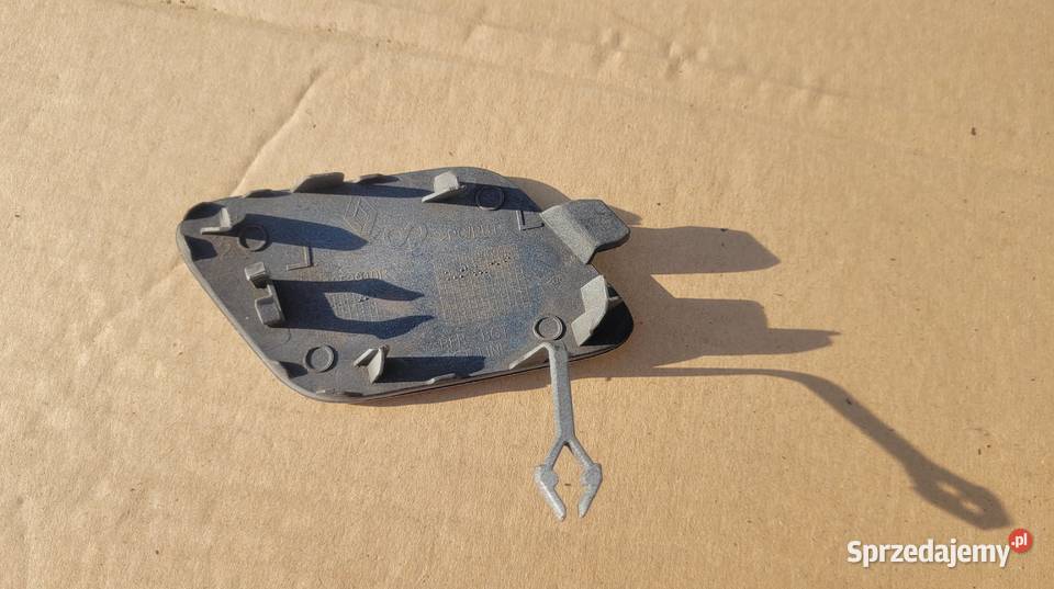 RENAULT MEGANE IV HB ZAŚLEPKA HAKA ZDERZAKA TYŁ osobowe