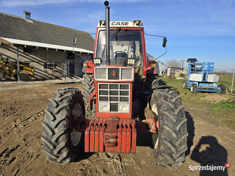 Ciągnik INTERNATIONAL 956 XL 4x4 95 Litwinki sprzedam