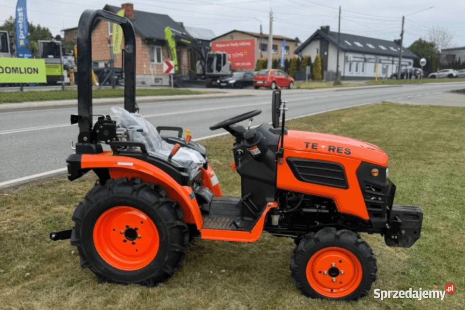 Minitraktor 4x4 TERRES T25 25 gwarancja Dunkowa