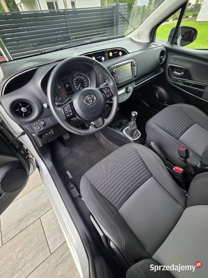 Toyota Yaris 15 111 stan PERFEKT nieuszkodzony małopolskie Niedomice