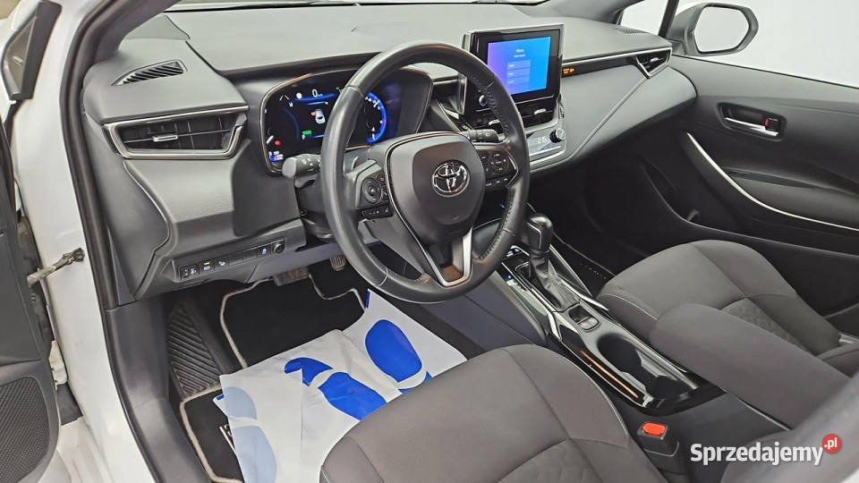 Toyota Corolla 18 Hybrid Comfort Z Polskiego wielofunkcyjna kierownica Corolla Warszawa