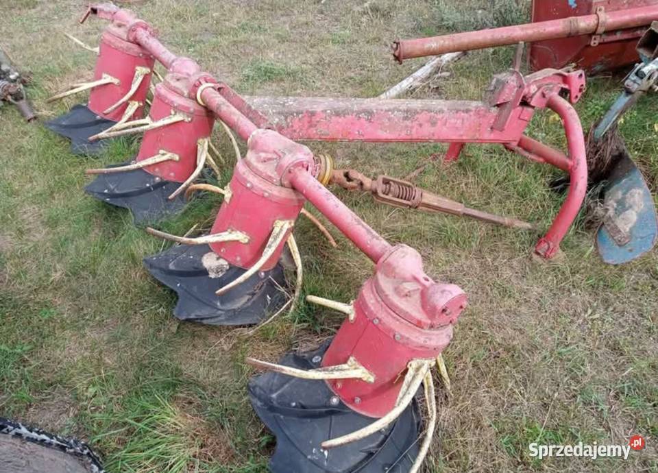 Zgrabiarka do trawy Kuhn KF4 32m przewracają Zgrabiarki i przetrząsacze Suwałki