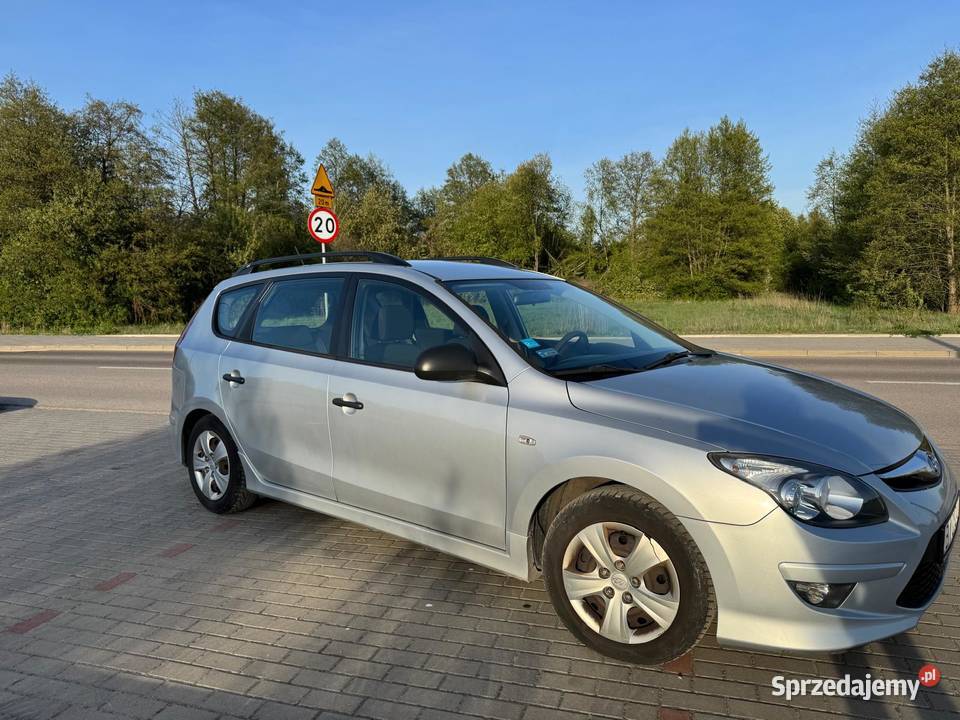 Hyundai i30 CW 16 crdi 1wszy wl w hak i30 podlaskie Białystok