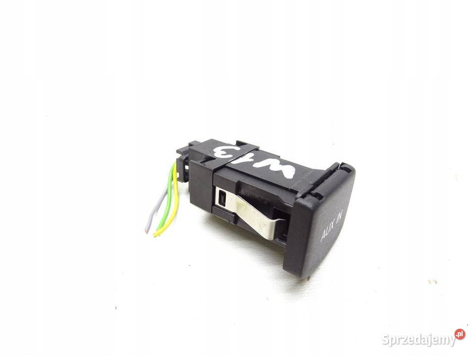 GNIAZDO WEJŚCIE AUX 6R0035724 VW POLO V 6R 6C