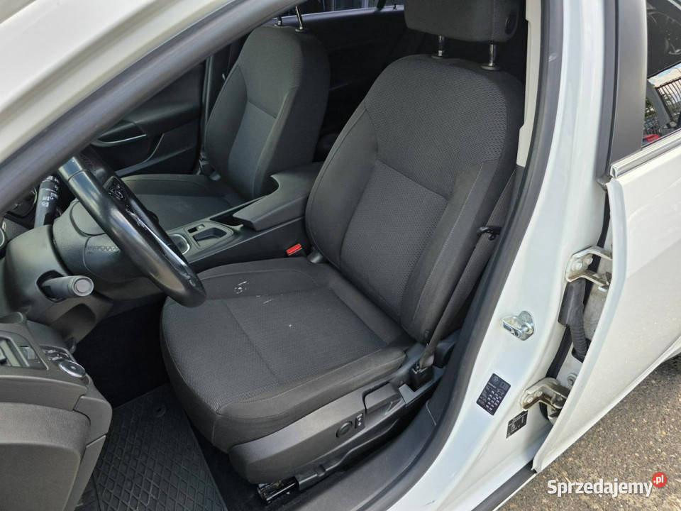Opel Insignia 16 CDTI 136 Nawigacja Bluetooth czujnik parkowania
