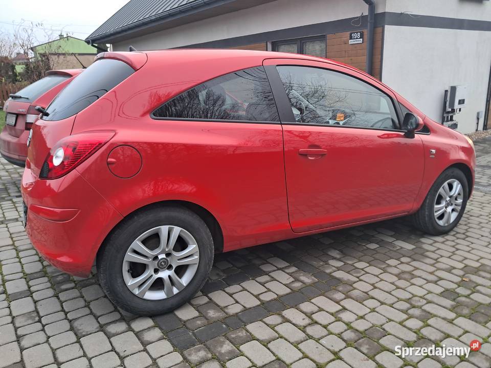 Opel Corsa 14 16V 2011 manualna Zawiercie