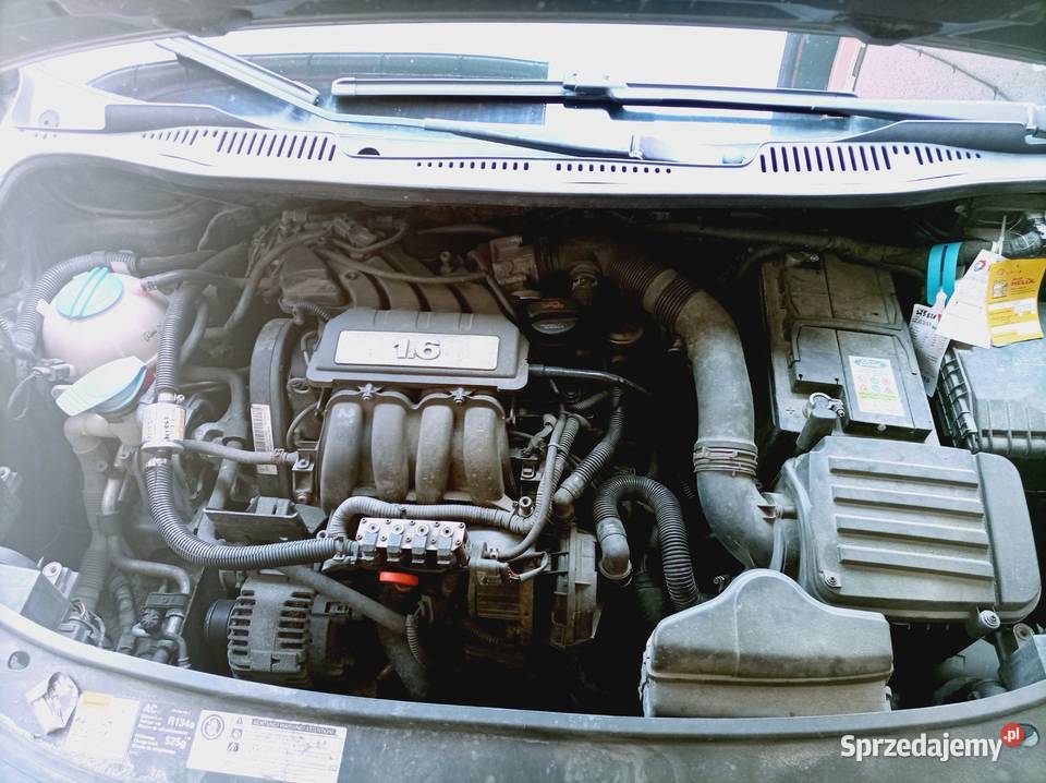 Sprzedam VW Touran 16 mpi manualna śląskie Jastrząb