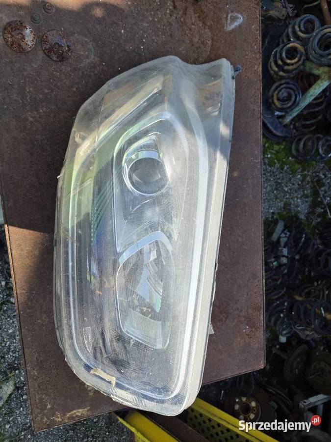 Lampa przednia prawa Ford Transit custom mazowieckie Łagów