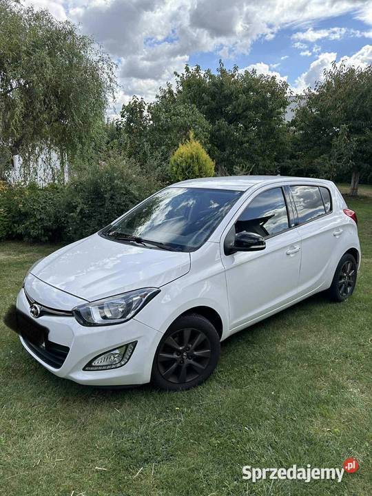 Hyundai i20 2014 12 85 Lipniak
