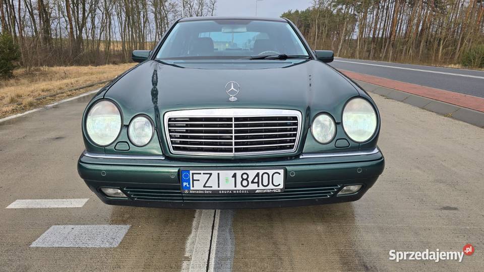 Mercedes Benz E 320 4Matic stan kolekcjonerski 3199cm3 Babimost