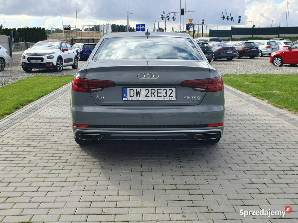 Audi A4 45tfsi 20tfsi 245 Quattro S Line Salon elektrochrom. lusterka boczne A4 Strobice