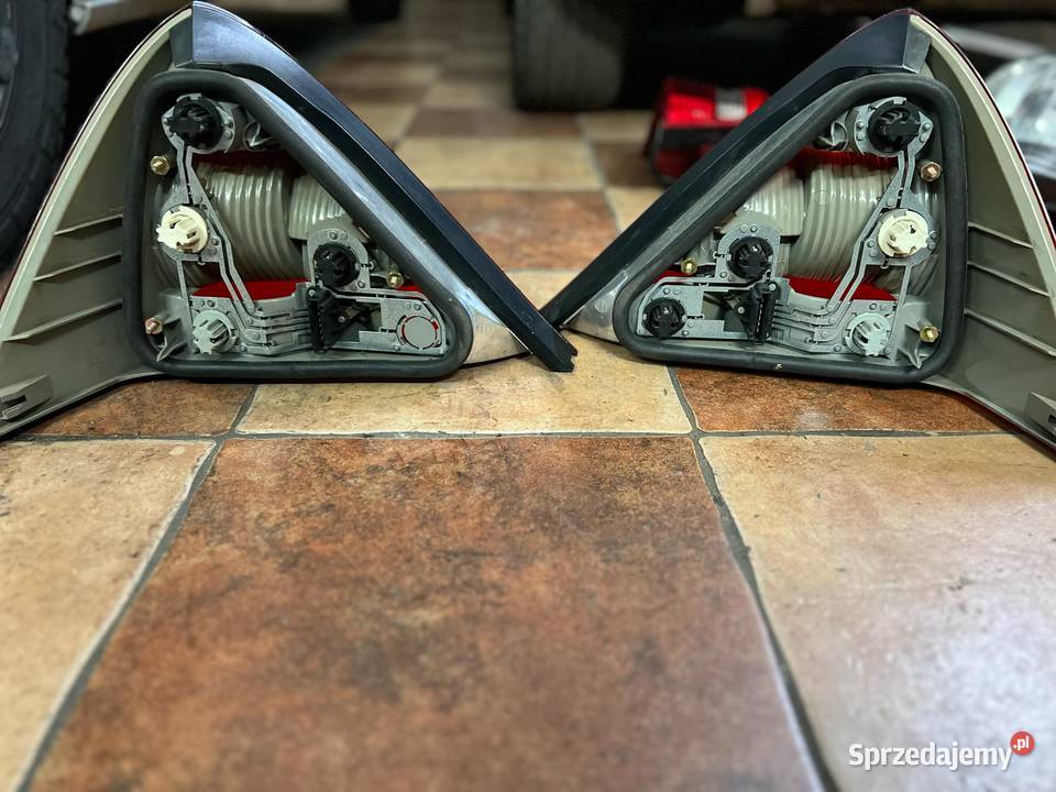 Mercedes CLK W208 lampy tył prawa lewa Europa Lampy tylne