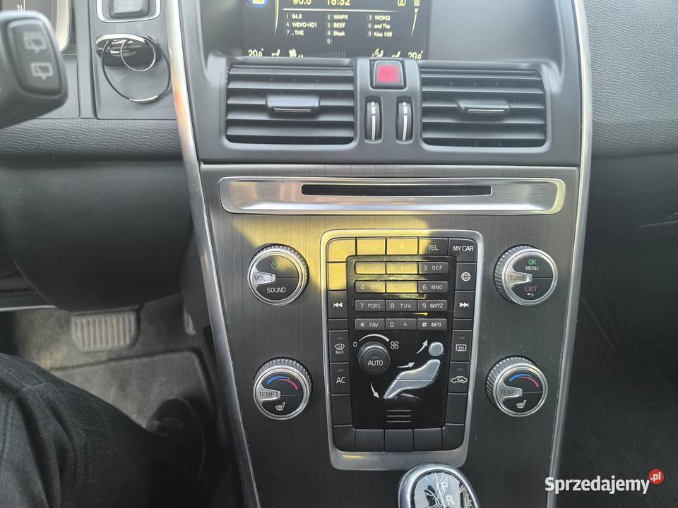 Volvo Xc 60 25 T5 AWD super stan NOWY ROZRZĄD mazowieckie