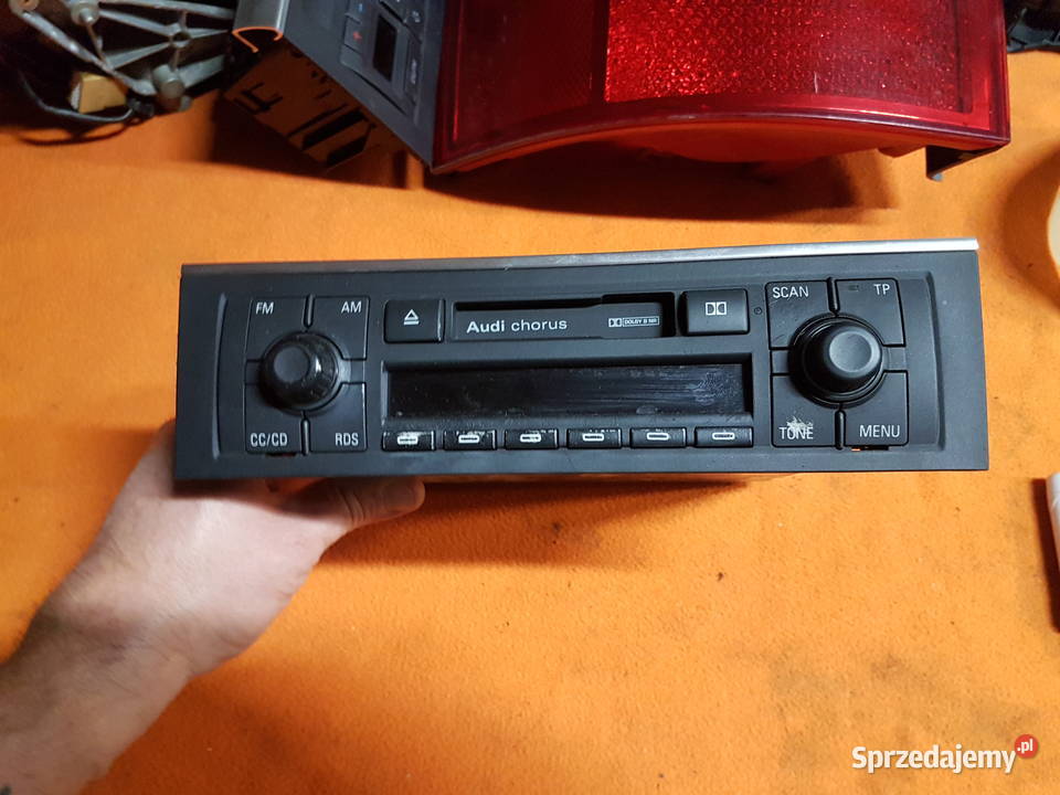 AUDI A4 B6 RADIO FABRYCZNE AUDI CHORUS 8E0035152 Turek sprzedam