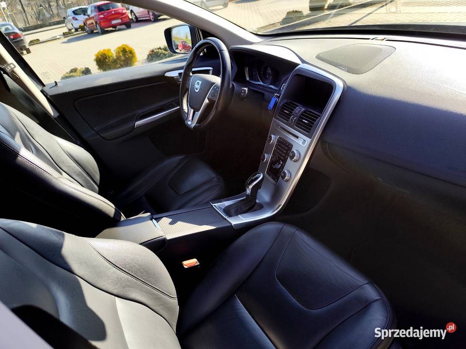 Volvo XC60 Lift 20D 2017 Panorama STAN automatyczna podkarpackie