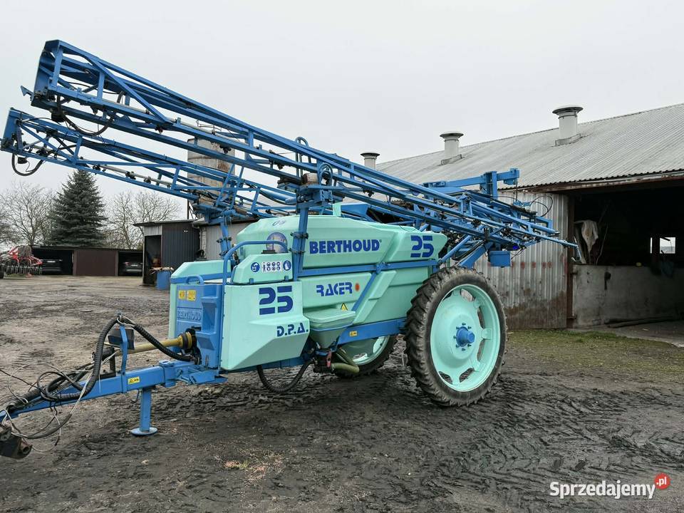 Opryskiwacz BERTHOUD VOLUX RACER 25 2500L sprzedam