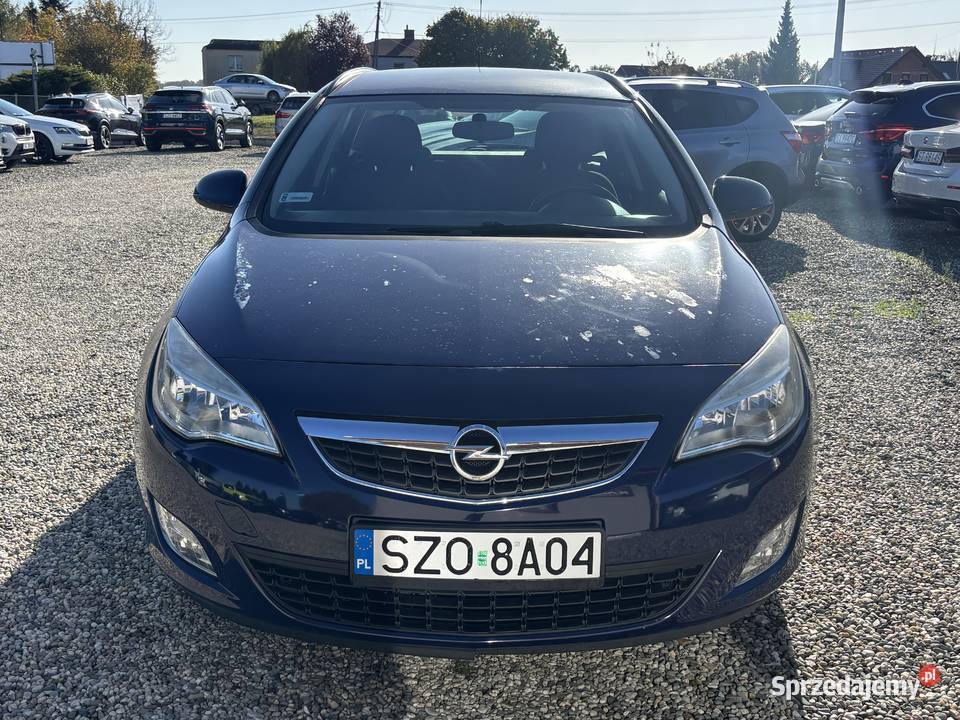 Opel Astra Paniówki