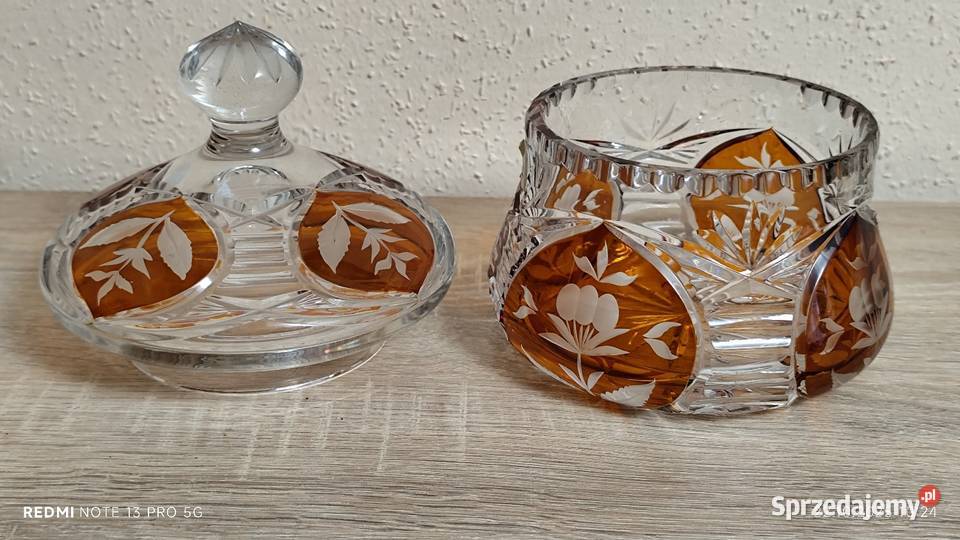 Duża bomboniera kryształowa PRLHuta Julia Wiązów