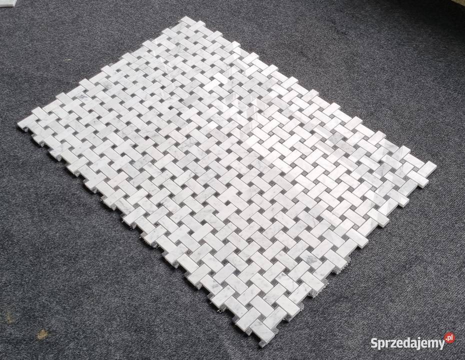 MOZAIKA MARMUROWA BIANCO CARRARA NEGRO MARQUINA Płytki ścienne Wykończenie Bielawa