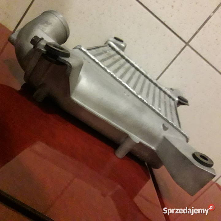 Chłodnica powietrza Intercooler Nissan XTrial