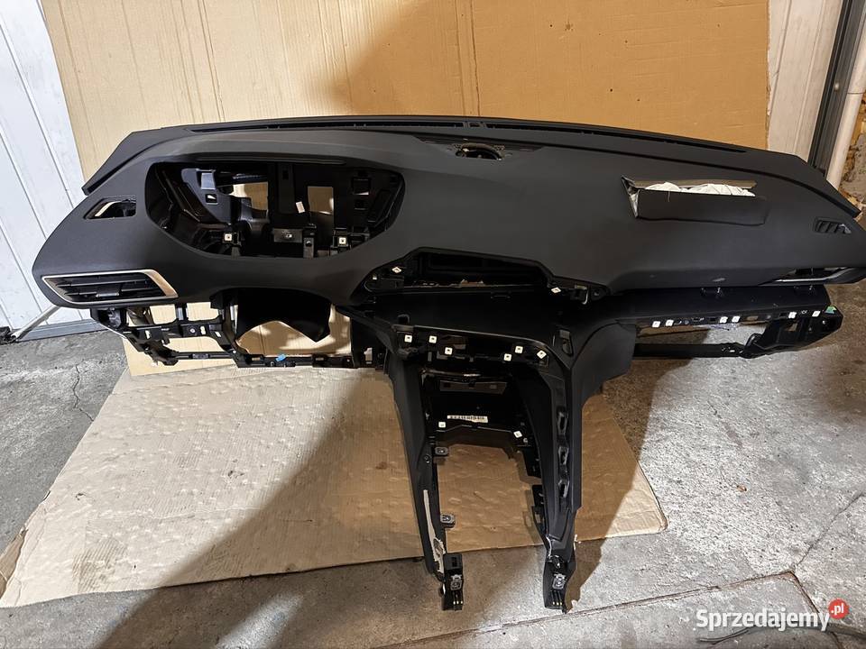Deska rozdzielcza Peugeot 3008 II Deski rozdzielcze, konsole Deski rozdzielcze, konsole Łączany