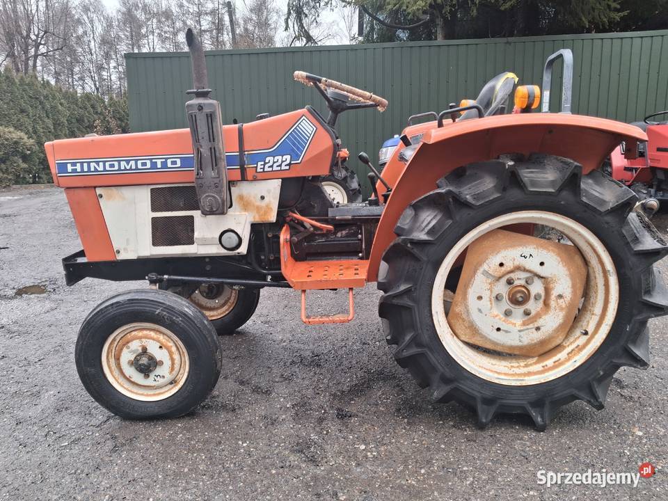Hinomoto E222 2wd Rolnictwo Konary