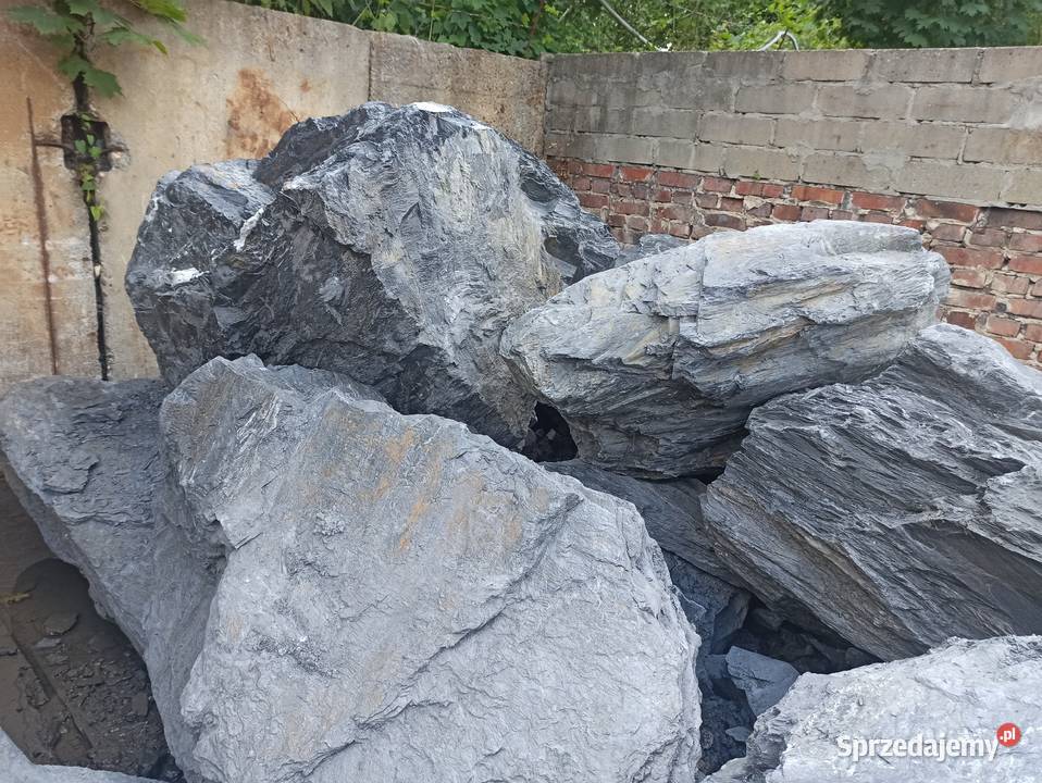 Głaz Czarny duży kamień głazy czarne Antracytowe Żwir i kamienie