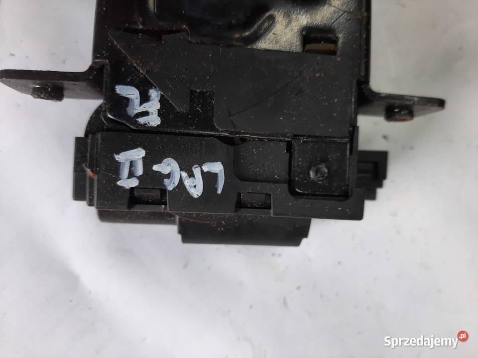 Renault Laguna II FL zamek klapy tylnej tył osobowe łódzkie Ksawerów