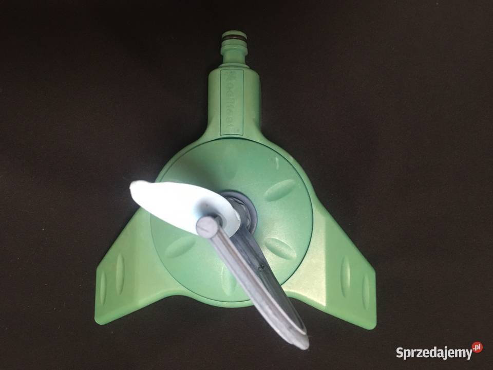 Zraszacz obrotowy Cellfast działka ogród Kołobrzeg