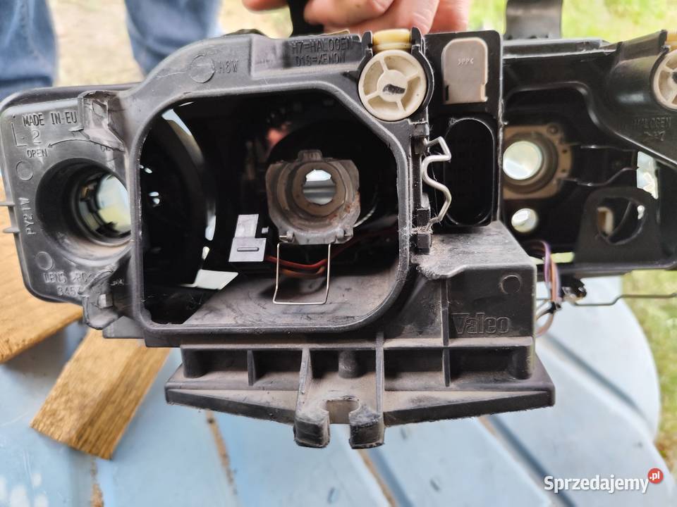 Lampa reflektor przedni prawy audi a4 b6 Zaborowice