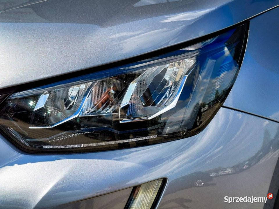 Peugeot 2008 2022r FV23 AsPasa benzyna Kraków sprzedam