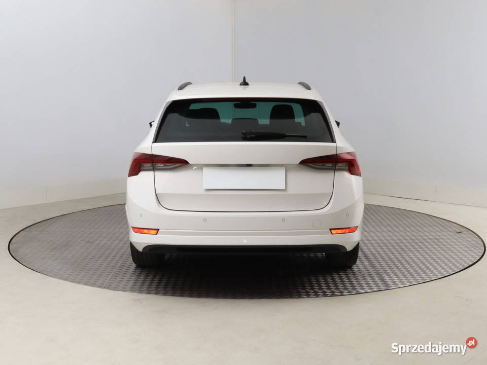 Skoda Octavia 15 TSI wspomaganie kierownicy