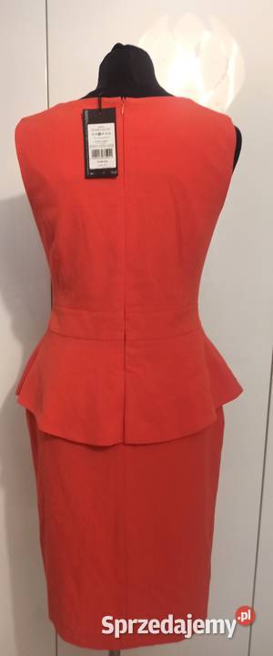 wizytowa sukienka z baskinką