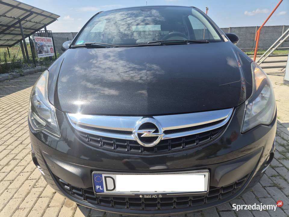 Opel Corsa D 201314 Benzyna 100123Bogata Legnica