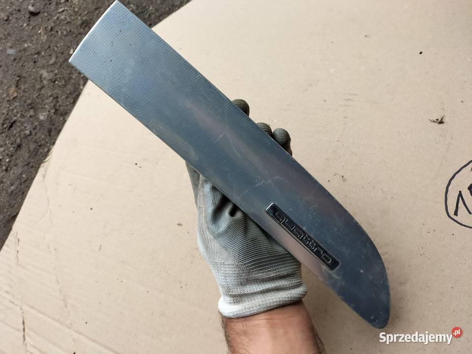 LISTWA OZDOBNA DESKI ROZDZIELCZEJ AUDI A6 C6 osobowe Kamień-Kolonia