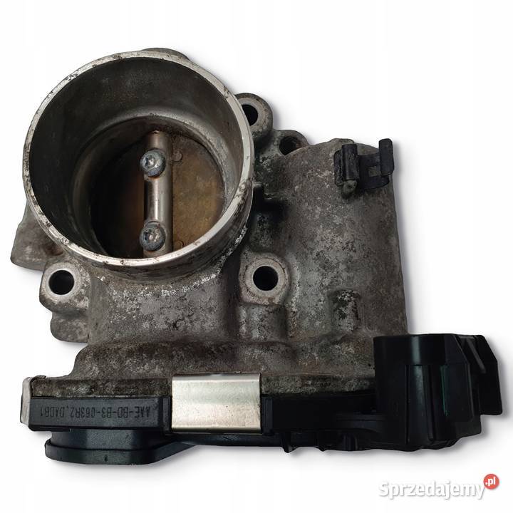 PRZEPUSTNICA Opel Corsa D 12 16V 55562270 bosch Chełm sprzedam