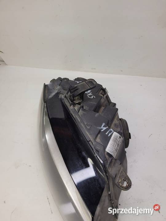 REFLEKTOR PRAWY PRZÓD AUDI A5 8T0941004AP XENON Przystajń sprzedam