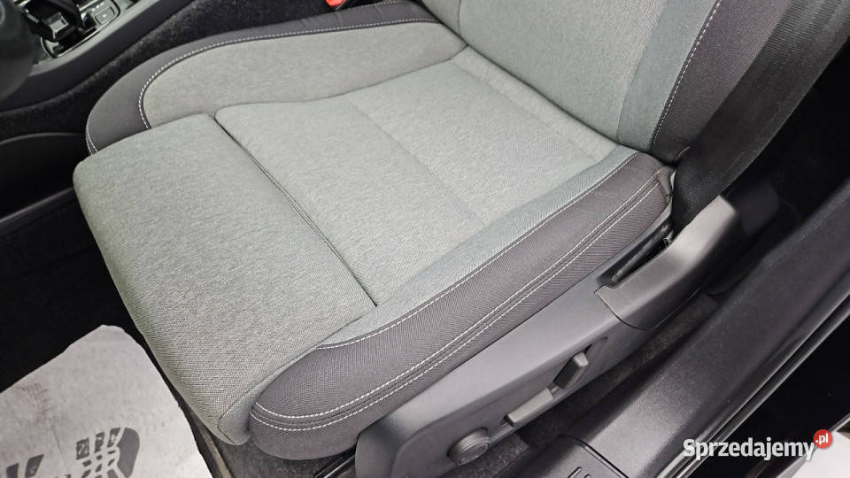 Volvo XC 40 XC40 B3 Plus Dark aut Z Polskiego nieuszkodzony
