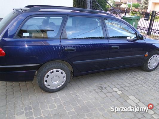 Toyota Avensis D4D 2001r
