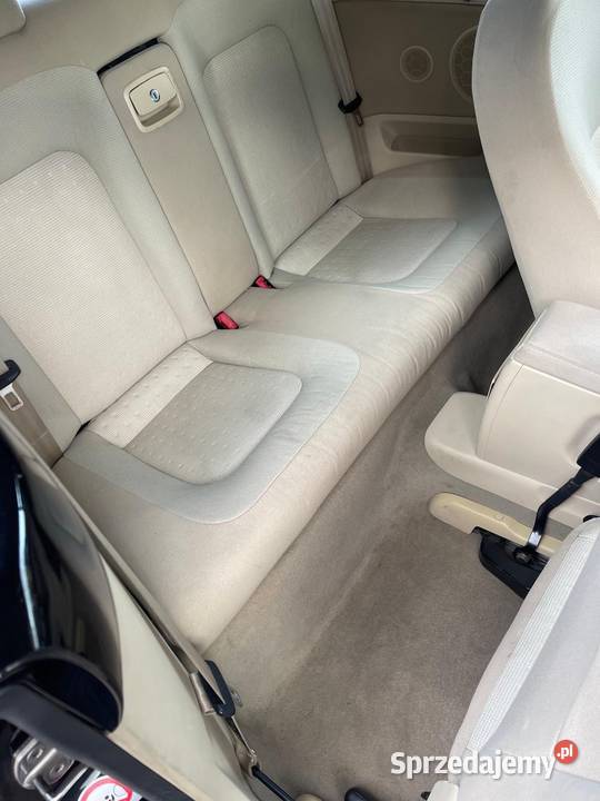 Volkswagen Beetle 2006 cabrio Pniewy