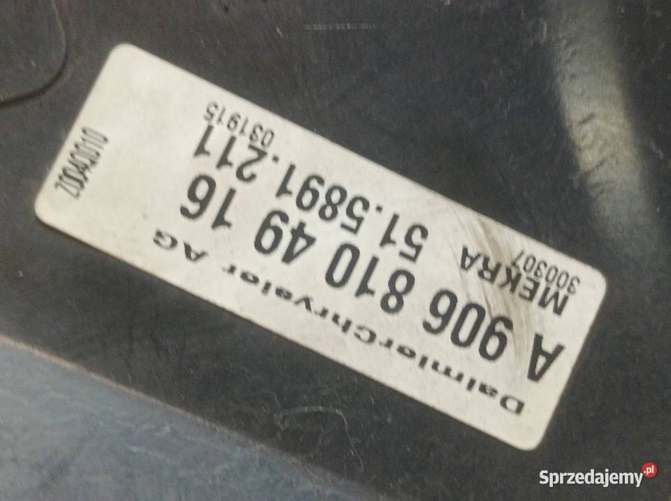 LUSTERKO PRAWE 2PIN EU W906 MercedesBenz osobowe